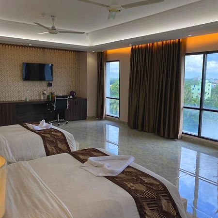 Hotel Valentino Noakhali Exteriér fotografie